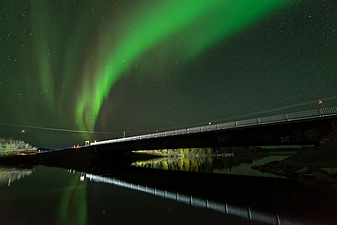 Yellowknife River e䪺Aڦbo̵ݸLAڥGW@AΦRvC_AA21772_DxO.jpg