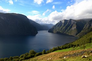 sW[xmܦnANAurlandsfjordlW@LCNOR_1459.jpg